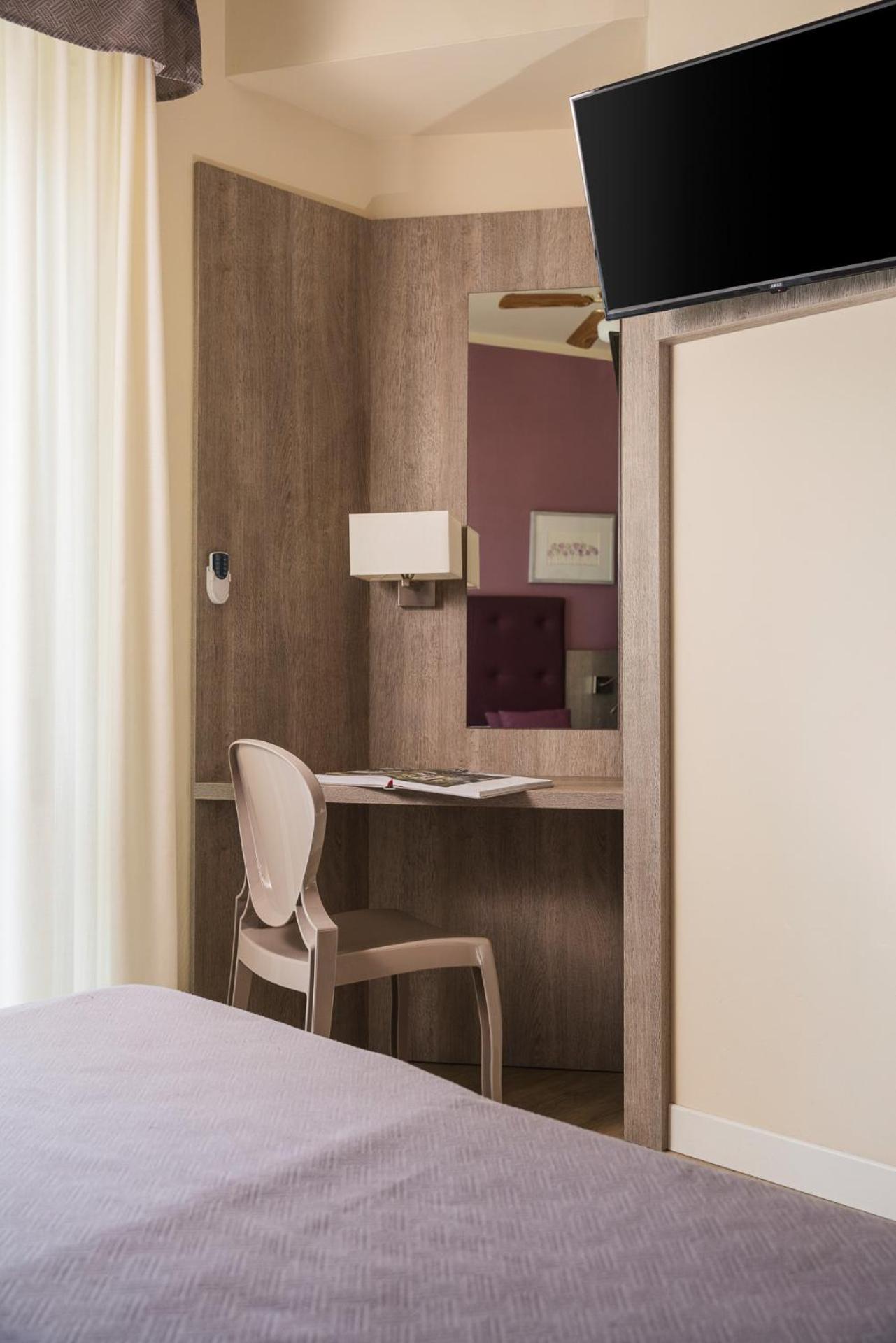 Hotel Azzurra Marina di Pietrasanta Ngoại thất bức ảnh