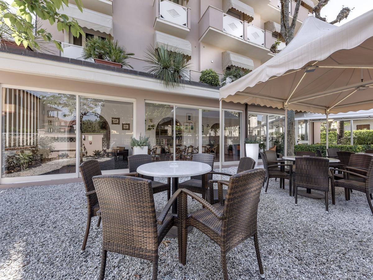 Hotel Azzurra Marina di Pietrasanta Ngoại thất bức ảnh