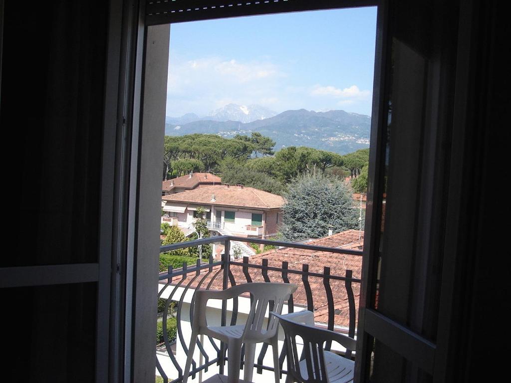 Hotel Azzurra Marina di Pietrasanta Ngoại thất bức ảnh